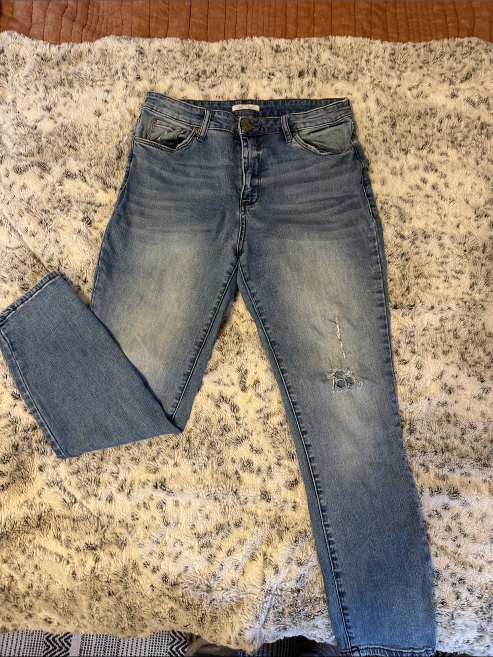 STS blue Women’s Light Blue Distressed High-Rise Jeans